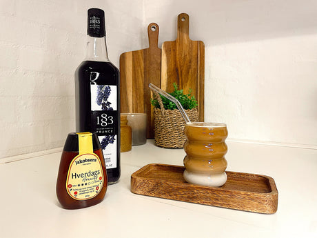 Honey Lavender Iced Latte – Smagen af sommer-ro