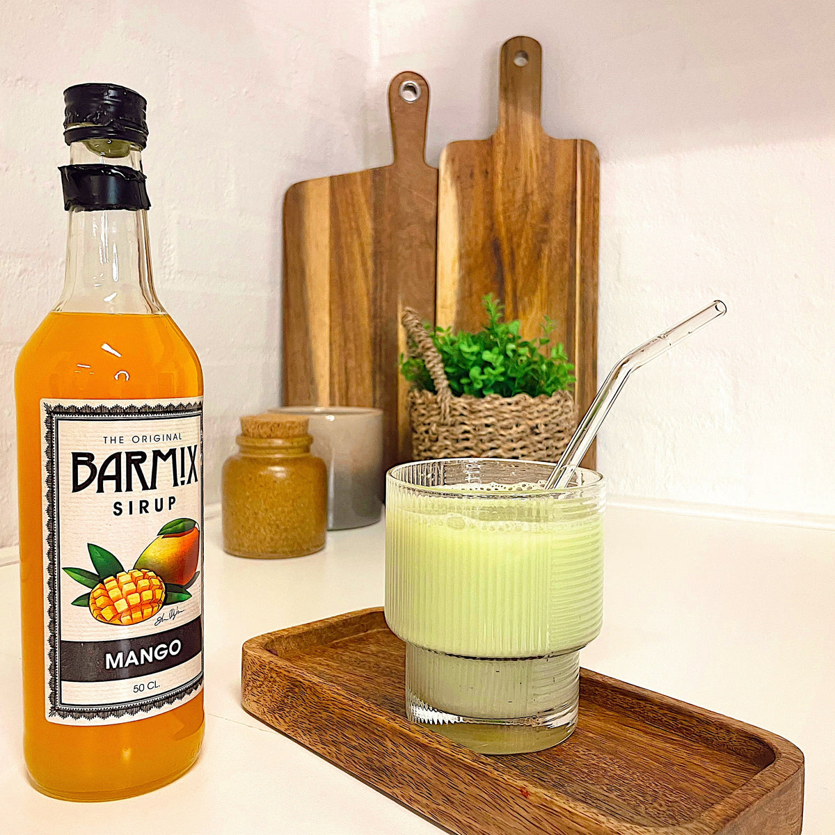 Mango Iced Matcha Latte – Fløjlsblød, eksotisk og solmoden ...