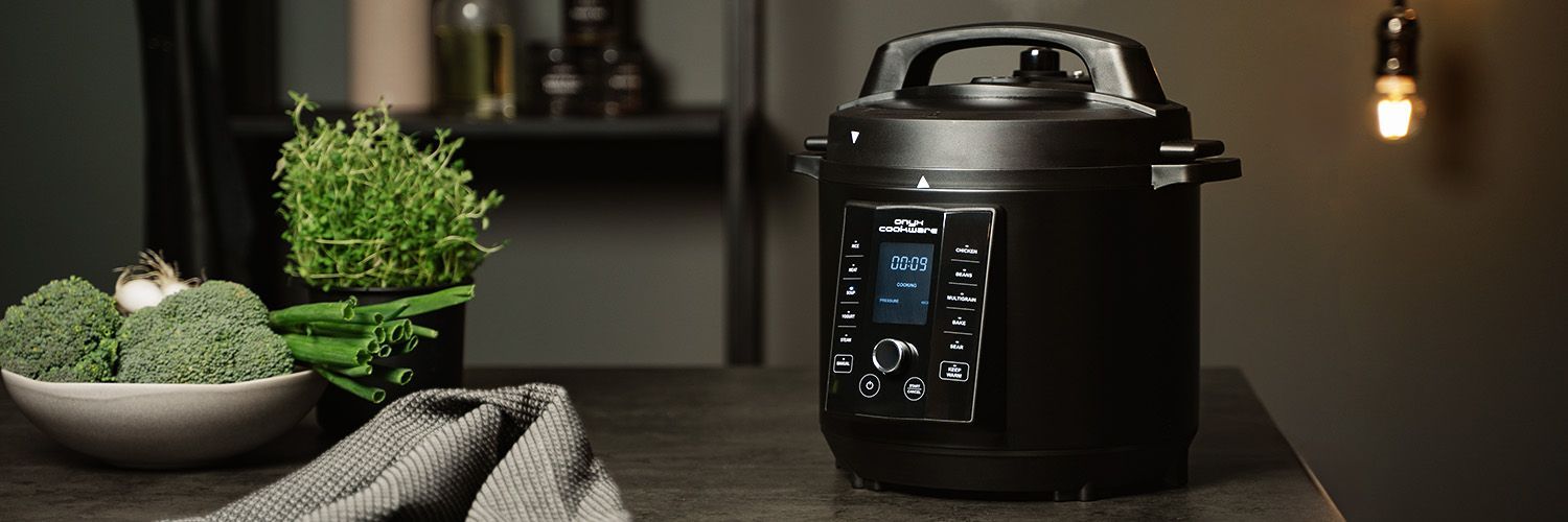11-I-1 MULTICOOKER