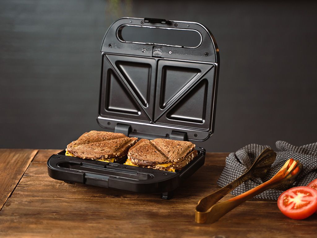 4-I-1 SANDWICHMAKER