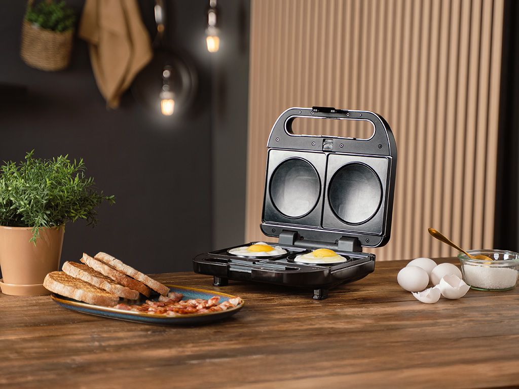 4-I-1 SANDWICHMAKER